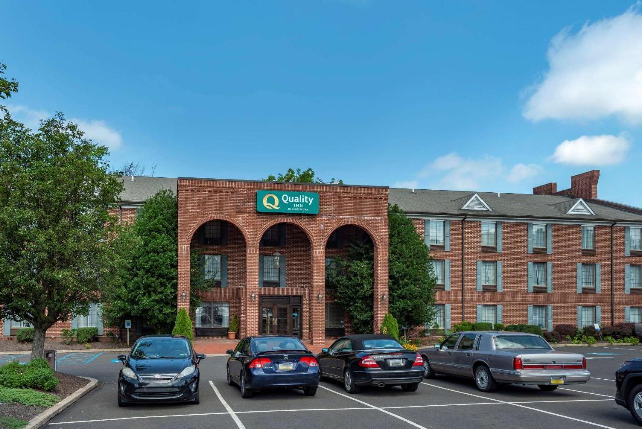 Quality Inn Montgomeryville-Philadelphia Bagian luar foto
