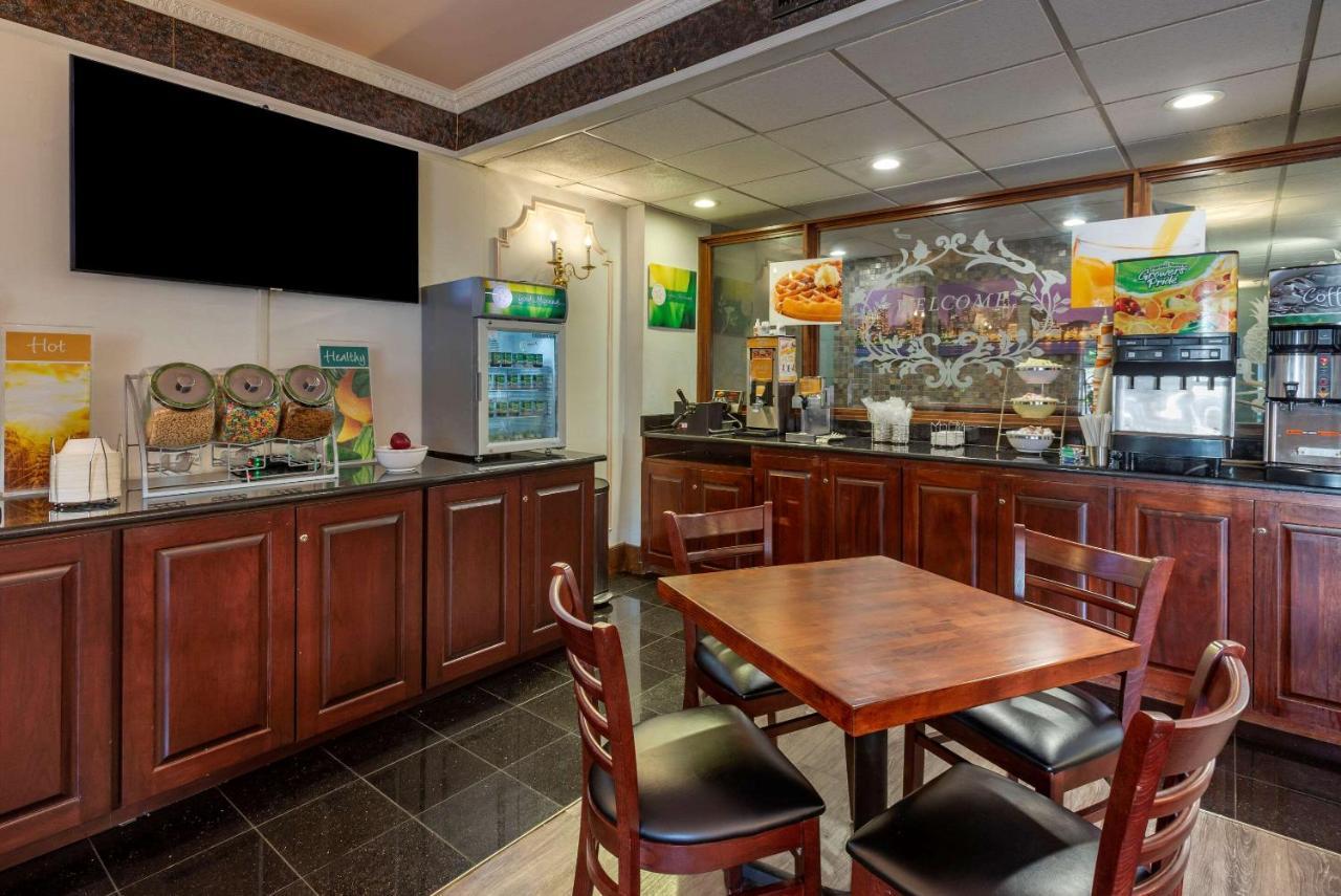 Quality Inn Montgomeryville-Philadelphia Bagian luar foto